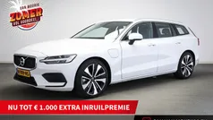Wit Gebruikt 2020 Volvo V60 Momentum Stationwagen | € 28.695 (Eerlijke prijs)