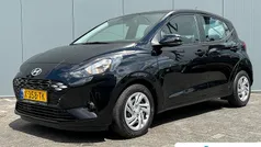 Zwart Gebruikt 2024 Hyundai i10 Comfort Hatchback | € 16.595 (Eerlijke prijs)
