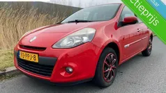 Rood Gebruikt 2011 Renault Clio R.S. Hatchback | € 1.500 (Super prijs)