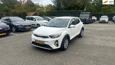 Wit Gebruikt 2021 Kia Stonic 3 SUV | € 14.950 (Super prijs)