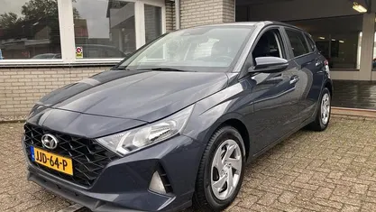 Grijs Occasion 2021 Hyundai i20 Comfort Hatchback | € 15.750 (Goede deal)