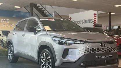 Occasion 2025 Toyota Corolla Cross SUV | € 40.895 (Eerlijke prijs)
