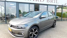 Grijs, metallic lak Gebruikt 2020 VW Polo Comfortline Hatchback | € 14.899 (Eerlijke prijs)