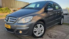 Grijs Gebruikt 2008 Mercedes B200 MPV | € 5.000 (Eerlijke prijs)