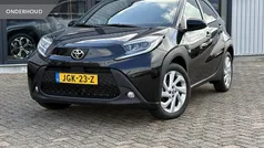 Gebruikt 2024 Toyota Aygo Play Hatchback | € 18.900 (Eerlijke prijs)