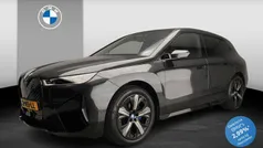 Grijs Gebruikt 2023 BMW iX Comfort Edition SUV | € 54.900 (Eerlijke prijs)