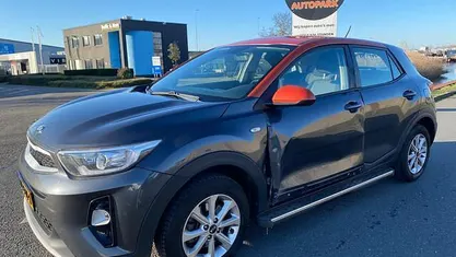 Occasion 2017 Kia Stonic SUV | € 7.500 (Super prijs)
