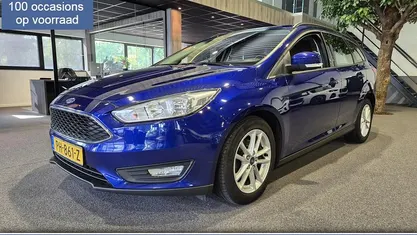 Blauw Gebruikt 2017 Ford Focus Stationwagen | € 6.990 (Eerlijke prijs)