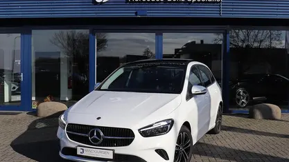 Occasion Mercedes B250 Business 218 PK (160 kW) 2024 Wit MPV
