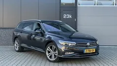Zwart Gebruikt 2020 VW Passat Stationwagen | € 26.950 (Goede deal)