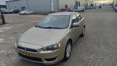 Beige Gebruikt 2009 Mitsubishi Lancer Invite Sedan | € 4.950 (Goede deal)