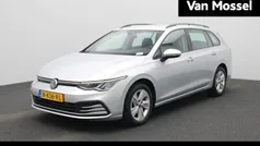 Grijs Gebruikt 2022 VW Golf VIII Life Stationwagen | € 22.945 (Eerlijke prijs)