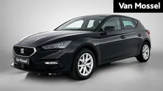 Zwart Gebruikt 2022 Seat Leon Business Hatchback | € 18.944 (Eerlijke prijs)