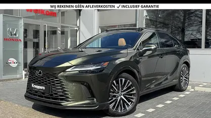Groen Gebruikt 2024 Lexus RX450h+ Executive Line SUV | € 74.900 (Eerlijke prijs)