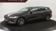 Grijs Gebruikt 2019 Volvo V60 Inscription Stationwagen | € 26.400 (Goede deal)
