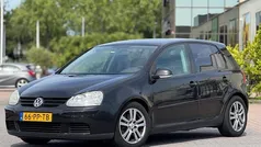 Zwart, metallic lak Gebruikt 2004 VW Golf IV Sportline Hatchback | € 1.999 (Eerlijke prijs)