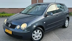 Blauw Gebruikt 2003 VW Polo Highline Hatchback | € 1.800 (Eerlijke prijs)
