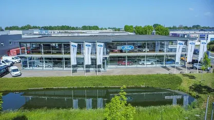 Occasion 2024 Ford Transit Limited Van | € 25.945 (Goede deal)