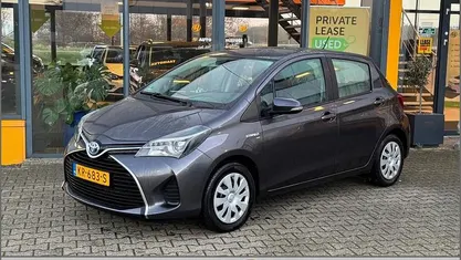 Gebruikt 2016 Toyota Yaris Business Edition Hatchback | € 13.990 (Eerlijke prijs)