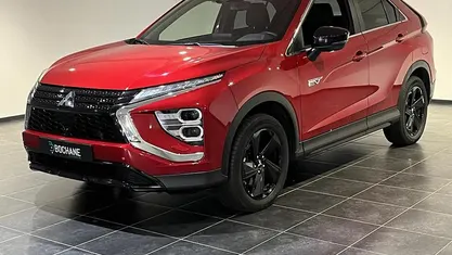 Rood Occasion 2024 Mitsubishi Eclipse Cross Edition SUV | € 28.494 (Eerlijke prijs)