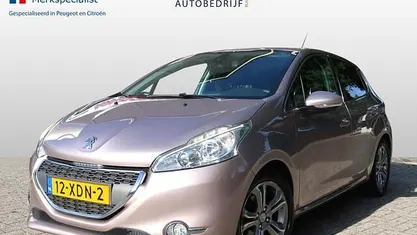 Occasion 2012 Peugeot 208 Allure Hatchback | € 4.900 (Goede deal)
