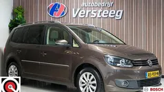 Bruin Gebruikt 2013 VW Touran Highline MPV | € 7.450 (Eerlijke prijs)