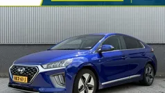 Blauw Gebruikt 2022 Hyundai Ioniq Comfort Sedan | € 22.735 (Eerlijke prijs)