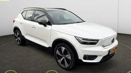 Wit Occasion 2020 Volvo XC40 R-Design SUV | € 27.595 (Goede deal)