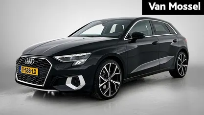 Zwart Gebruikt 2023 Audi A3 Sportback e-tron Advanced Hatchback | € 29.900 (Eerlijke prijs)