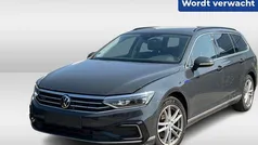 Grijs Gebruikt 2021 VW Passat GTE Stationwagen | € 28.950 (Eerlijke prijs)