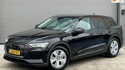 Occasion 2020 Audi e-tron SUV | € 18.440 (Super prijs)