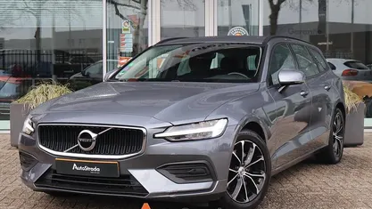 Occasion 2021 Volvo V60 Momentum Stationwagen | € 23.900 (Super prijs)