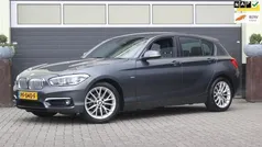 Grijs, metallic lak Gebruikt 2017 BMW 118 Executive Hatchback | € 15.900 (Goede deal)
