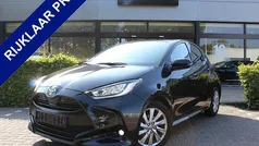 Gebruikt 2022 Toyota Yaris Hatchback | € 21.750 (Eerlijke prijs)