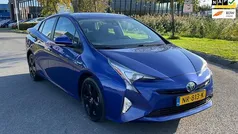 Blauw Gebruikt 2017 Toyota Prius Hatchback | € 16.450 (Eerlijke prijs)