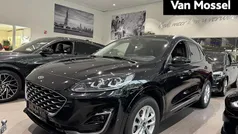 Gebruikt 2022 Ford Kuga Vignale SUV | € 27.645 (Eerlijke prijs)