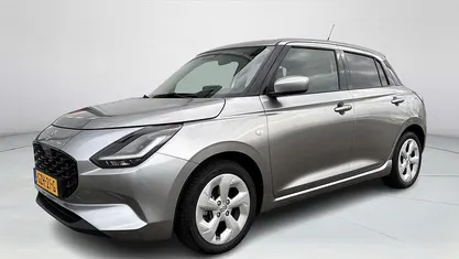 Gebruikt 2025 Suzuki Swift Hatchback | € 19.950 (Eerlijke prijs)