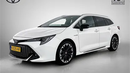 Wit Gebruikt 2021 Toyota Corolla Sport Stationwagen | € 26.945 (Eerlijke prijs)