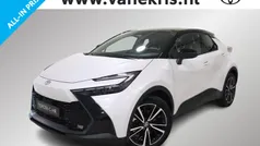 Gebruikt 2025 Toyota C-HR Executive SUV | € 46.885 (Eerlijke prijs)