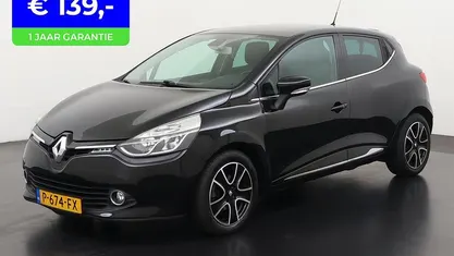 Zwart Occasion 2022 Renault Clio V Dynamique Hatchback | € 10.740 (Eerlijke prijs)