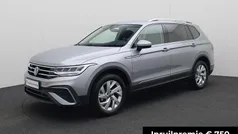 Gebruikt 2024 VW Tiguan Life SUV | € 38.740 (Super prijs)