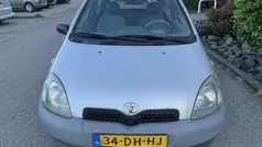 Grijs Gebruikt 1999 Toyota Yaris Terra Hatchback | € 1.650 (Eerlijke prijs)