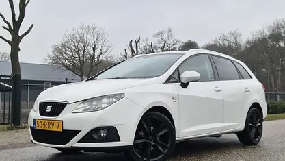 Wit Occasion 2011 Seat Ibiza ST Sport Stationwagen | € 4.899 (Eerlijke prijs)