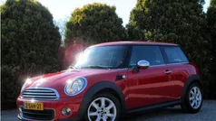 Rood Gebruikt 2014 Mini ONE Hatchback | € 6.890 (Super prijs)