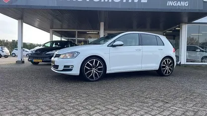 Occasion VW Golf VII Cup 125 PK (91 kW) 2015 Wit Hatchback
