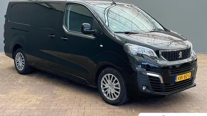 Zwart Occasion 2023 Peugeot Expert S Van | € 29.722 (Eerlijke prijs)