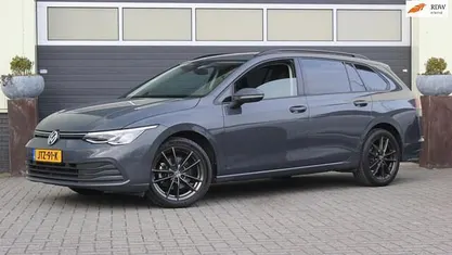 Occasion 2021 VW Golf VIII Life Stationwagen | € 19.800 (Eerlijke prijs)