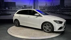 Wit Gebruikt 2019 Mercedes B180 Business MPV | € 24.495 (Eerlijke prijs)