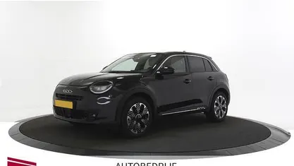 Occasion 2025 Fiat 600 La Prima SUV | € 26.450 (Goede deal)