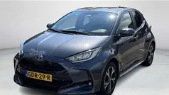 Grijs Gebruikt 2024 Toyota Yaris Hybrid Edition Hatchback | € 25.945 (Eerlijke prijs)